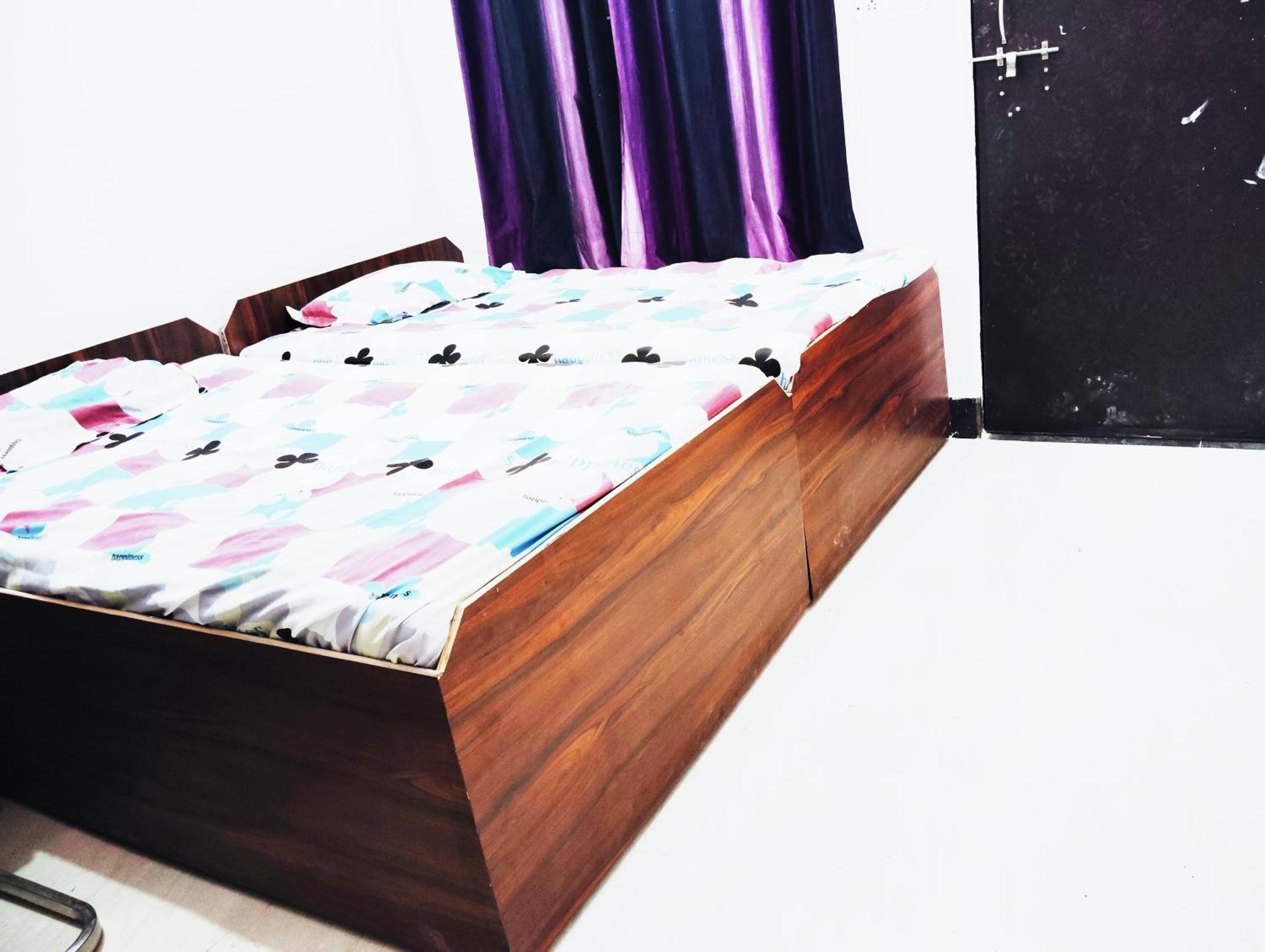 Ramashish Kutir Hotel - Varanasi — Photos 2